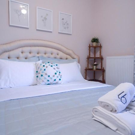 Thirtyfive Apartment Aridaía Ngoại thất bức ảnh